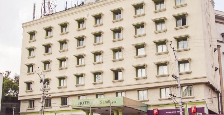 Sandhya Hotel Haidarábád Kültér fotó
