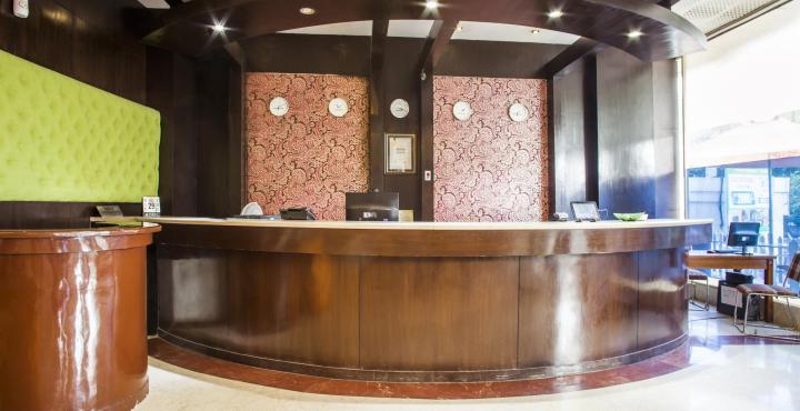 Sandhya Hotel Haidarábád Kültér fotó